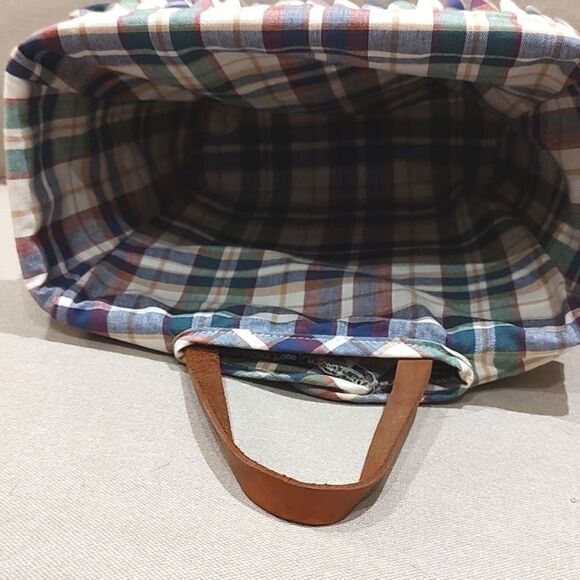 Longaberger Handwoven Tall Wall Hanging Basket Leather Handle Plaid Liner 1999 - Picture 6 of 9